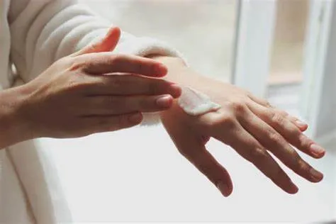 Hướng dẫn chi tiết cách thực hiện Patch Test đúng chuẩn tại nhà