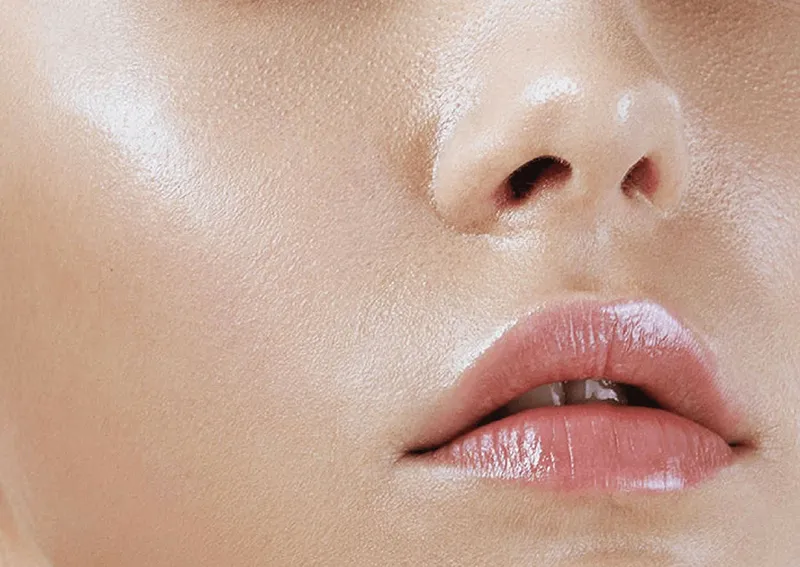Da dầu và thử thách làm sạch: Tại sao tẩy trang lại cực kỳ quan trọng?